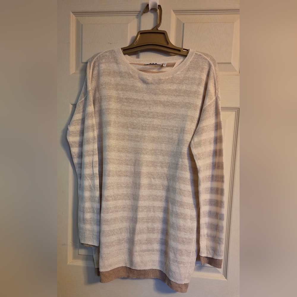 Three Dots Linda Split Back Sweater Large Nwot - image 2